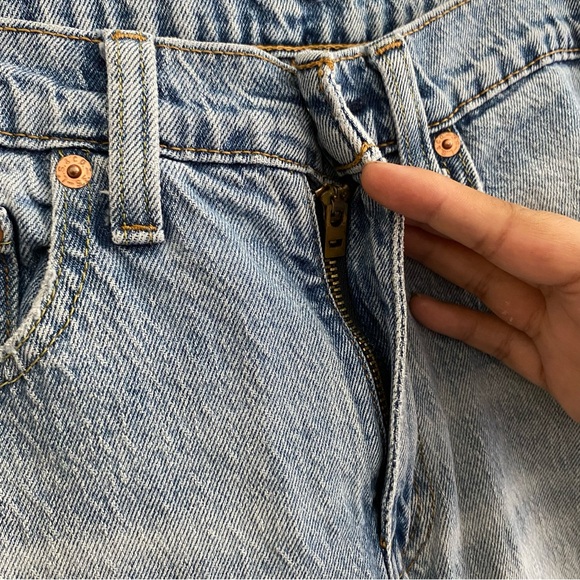 Men’s 502 Levi’s light wash 90s fit jeans 29x32 - Picture 4 of 6